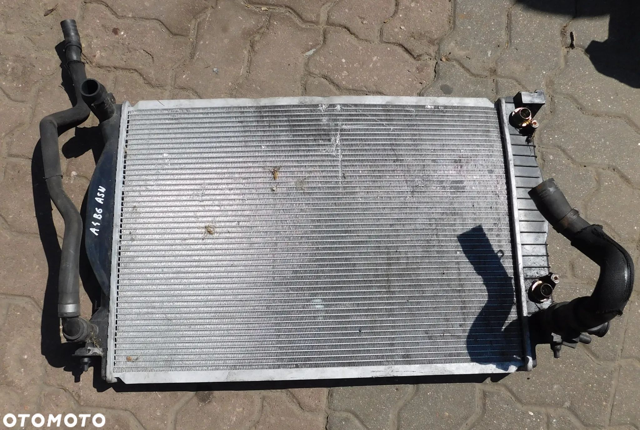 chłodnica wody AUDI A4 B6 3.0 ASN AUTOMAT - 1