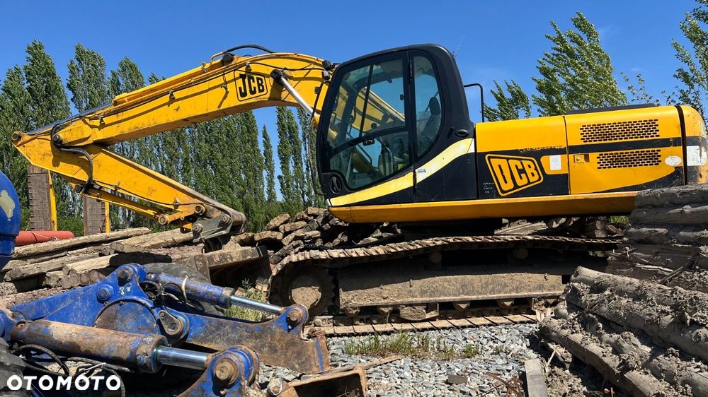 JCB Js 220 - 9