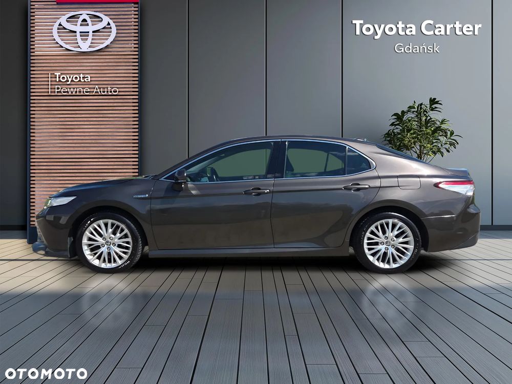 Toyota Camry 2.5 Hybrid Executive CVT - 3