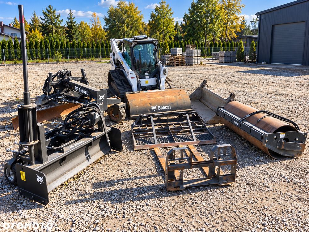 Bobcat T770 - 1