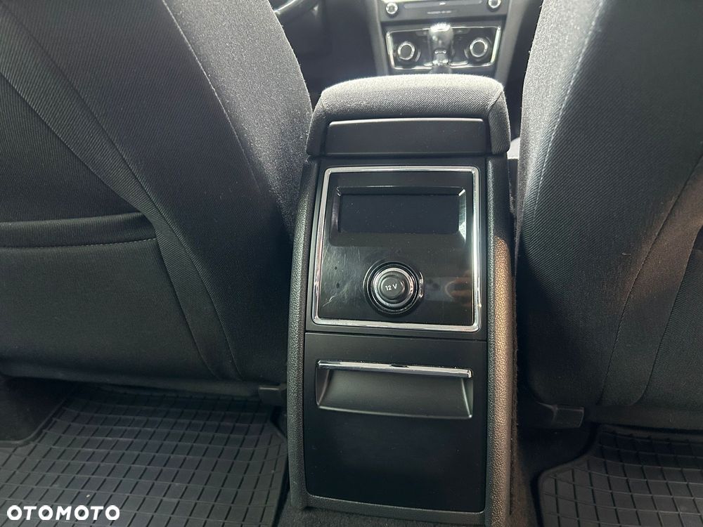 Skoda Superb 2.0 TDI Platinum - 14