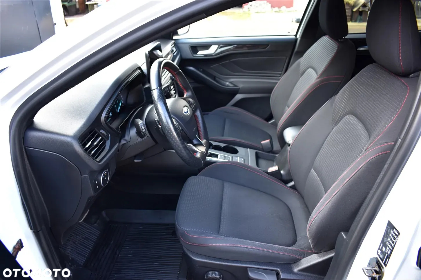 Ford Focus 2.0 EcoBlue ST-Line X - 14