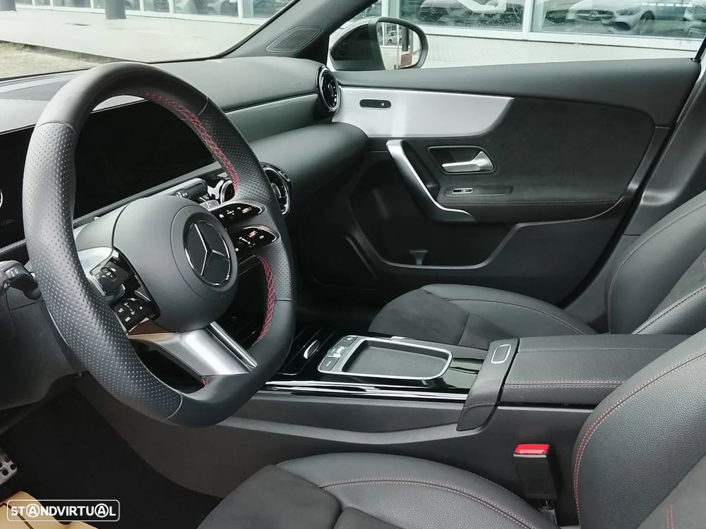 Mercedes-Benz A 200 d 8G-DCT Advanced AMG Line - 2