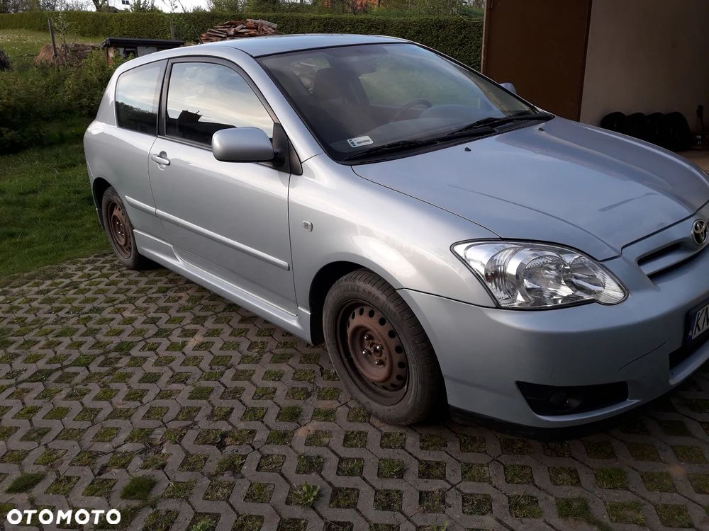 Toyota Corolla 1.6 VVT-i Dynamic - 3