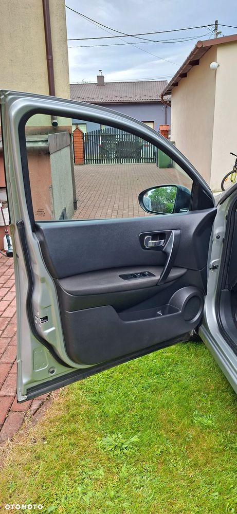 Nissan Qashqai 1.6 Visia - 14