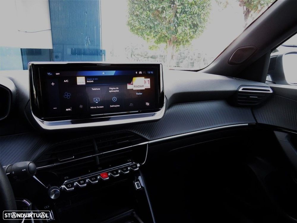 Peugeot 2008 1.2 PureTech Allure - 10