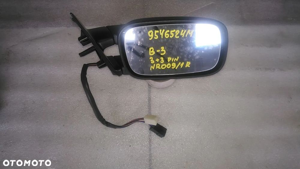 VW LUSTERKA LEWE PRAWE VOLKSWAGEN LUSTERKO - 37