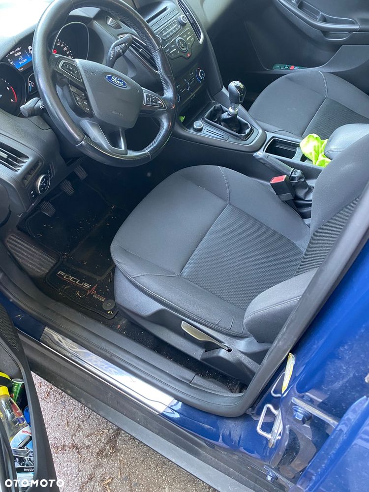 Ford Focus - 6