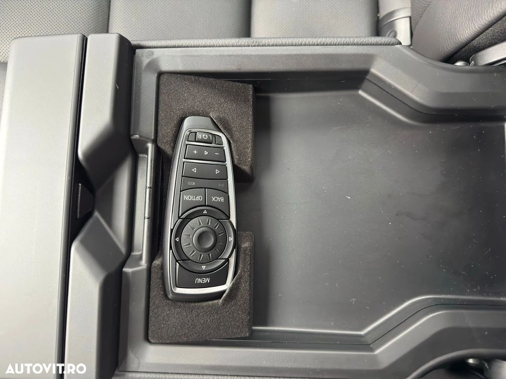 BMW Seria 5 525d xDrive AT - 15