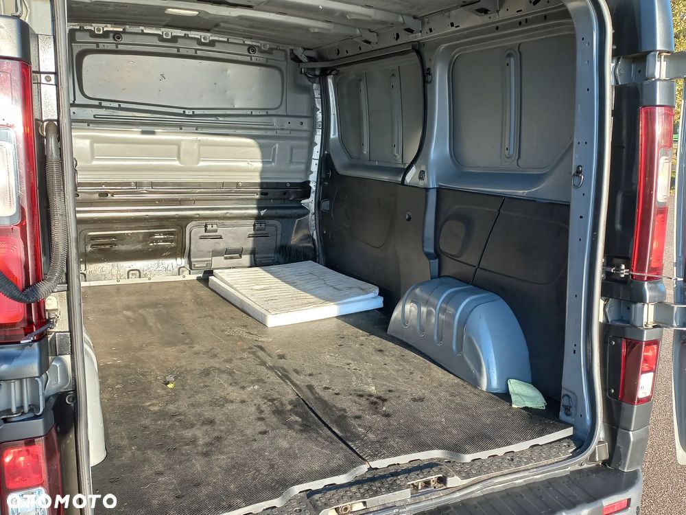 Renault TRAFIC - 16