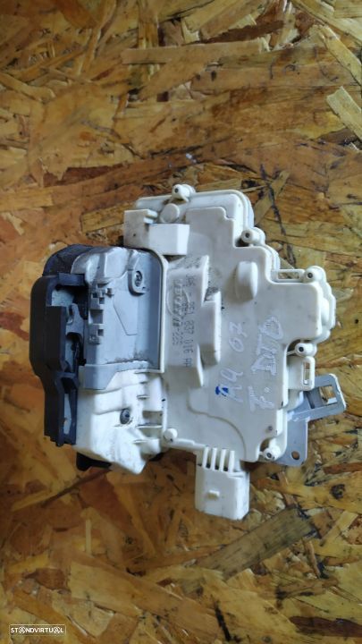 FECHO DE PORTA AUDI A4 B6 B7 - 2