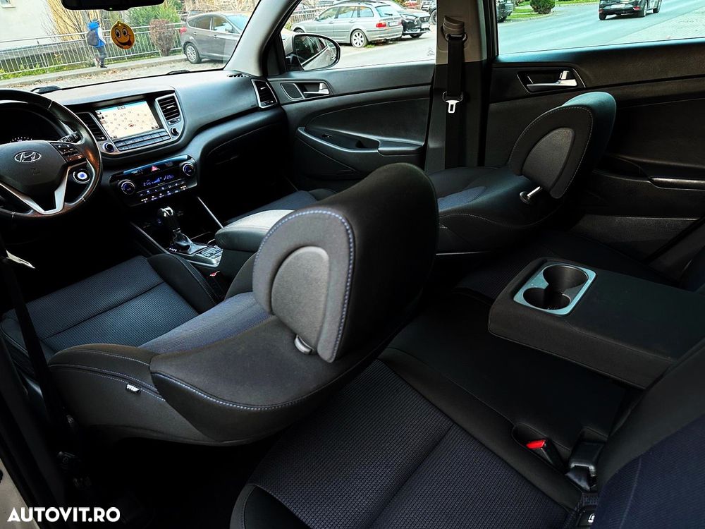 Hyundai Tucson blue 1.7 CRDi 2WD DCT Style - 26