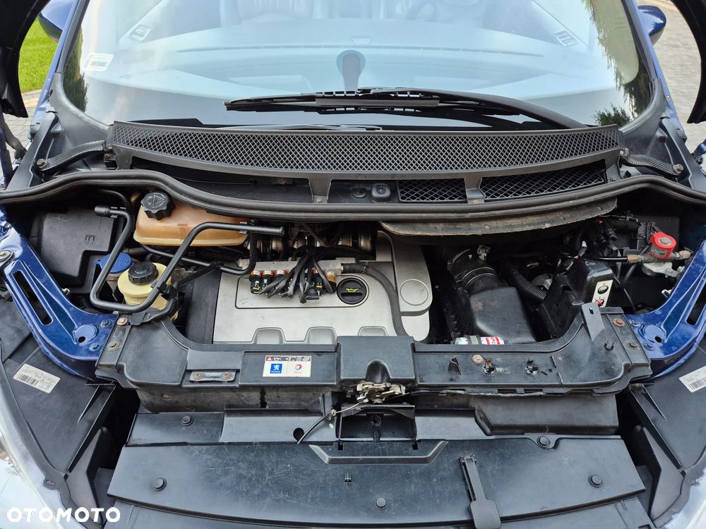 Peugeot 807 - 22