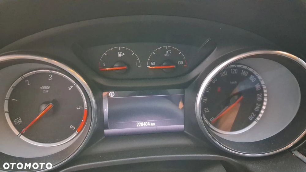 Opel Insignia 1.6 CDTI - 11