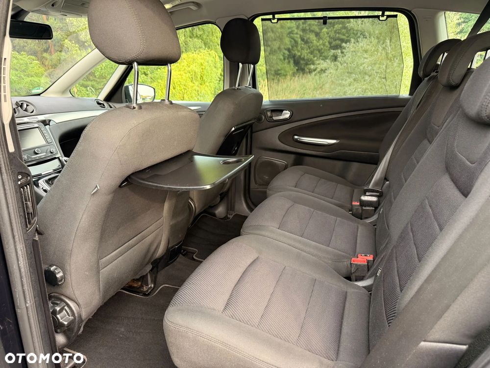 Ford S-Max - 18