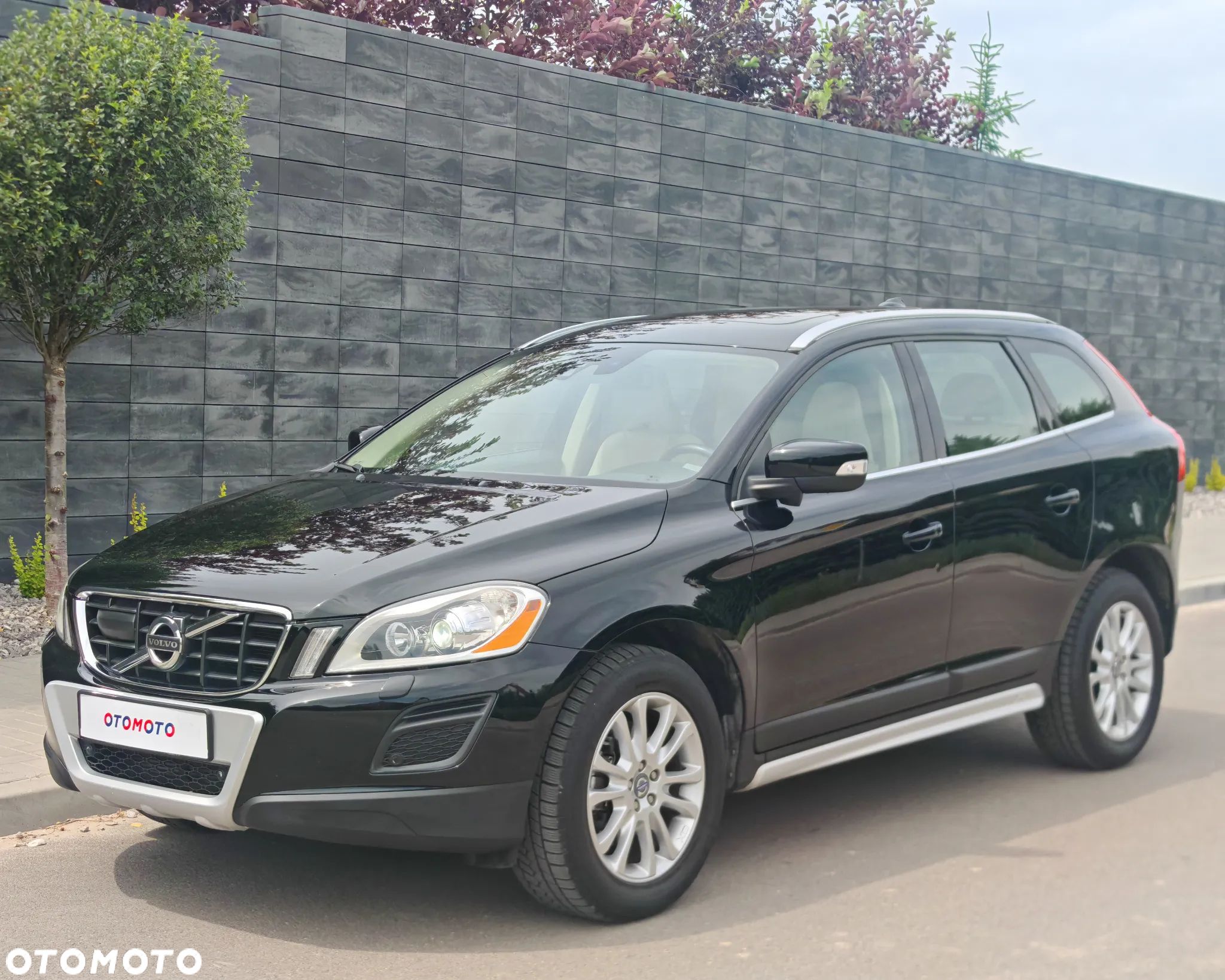 Volvo XC 60 D3 AWD Summum - 1