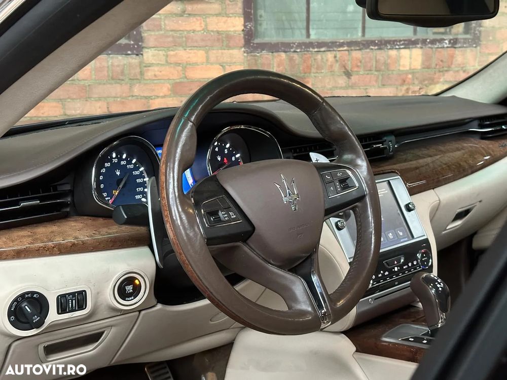 Maserati Quattroporte - 9