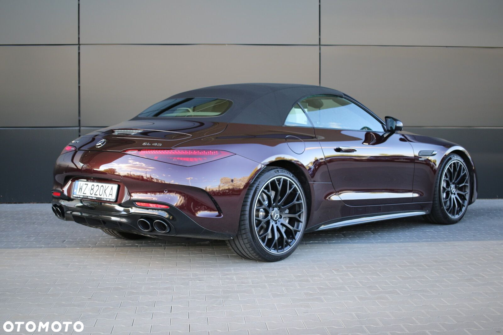 Mercedes-Benz SL - 17
