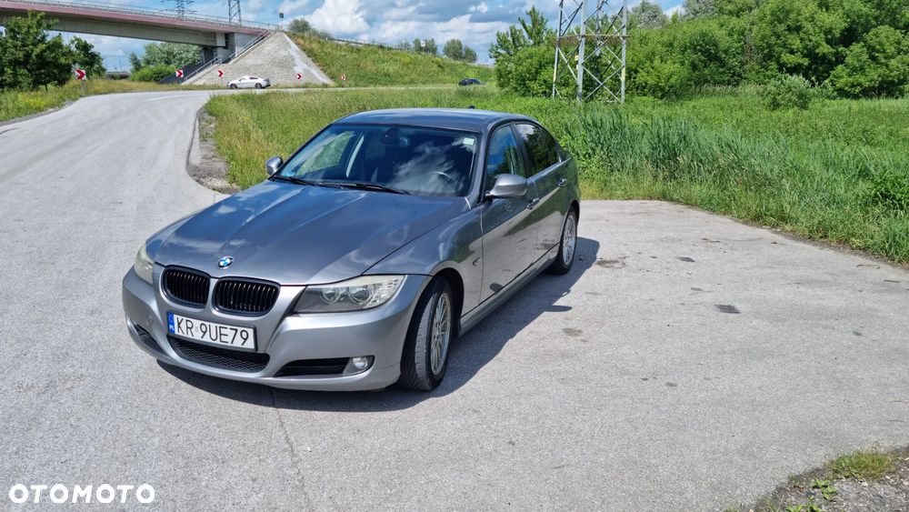 BMW Seria 3 318d - 2