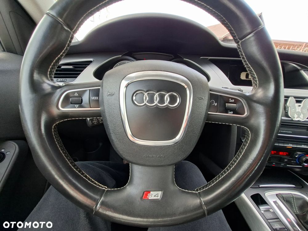 Audi S4 Limousine - 23