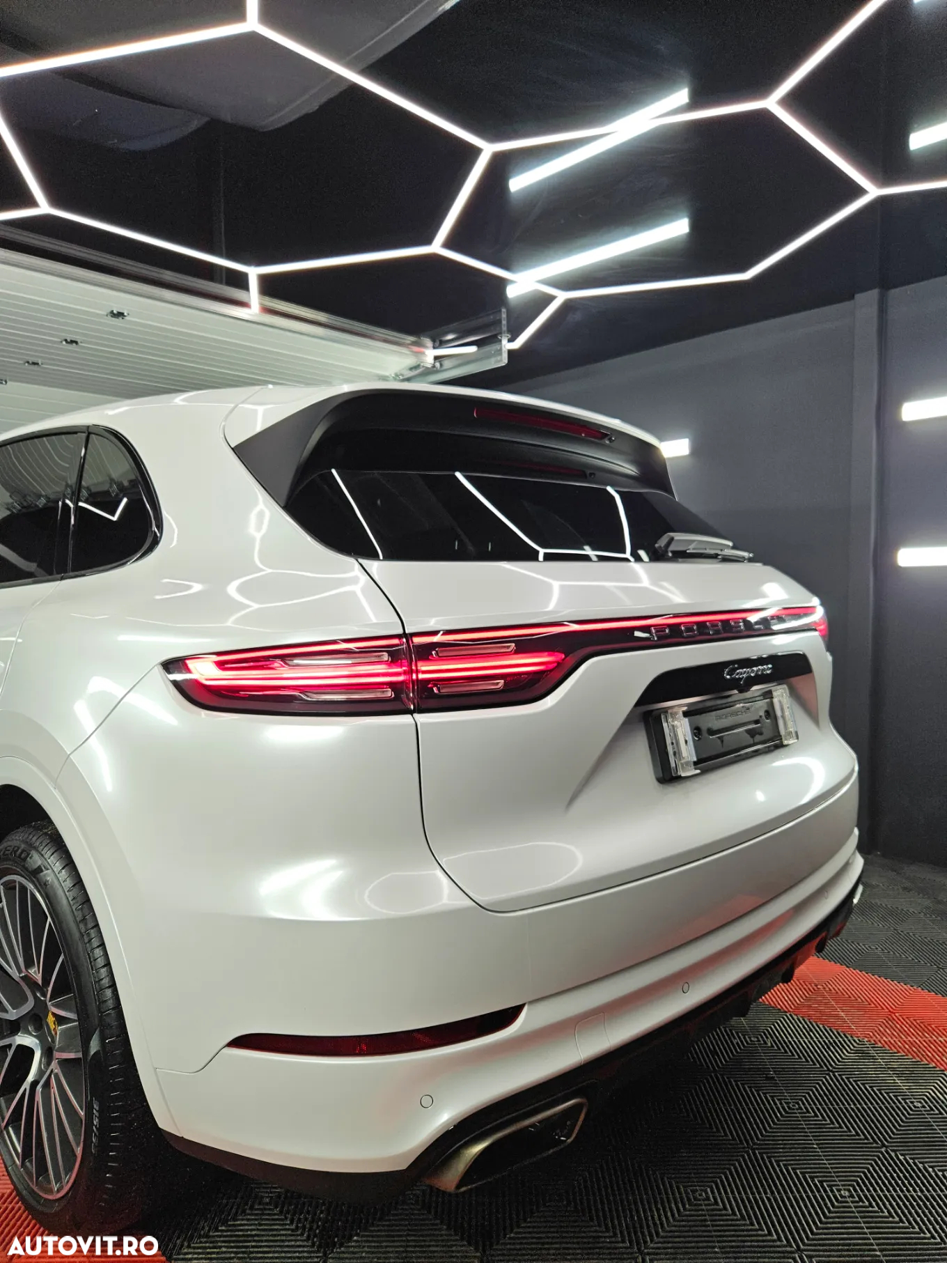 Porsche Cayenne Tiptronic S - 3