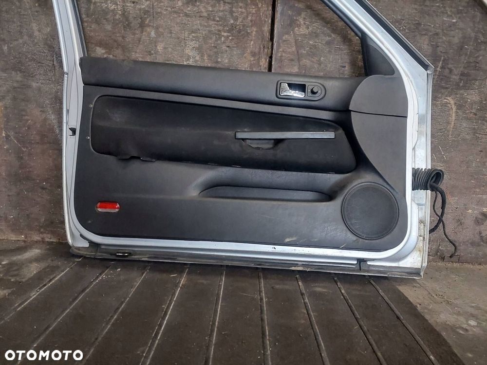 DRZWI KOMPLETNE LEWY PRZÓD VOLKSWAGEN GOLF IV 3D - 4