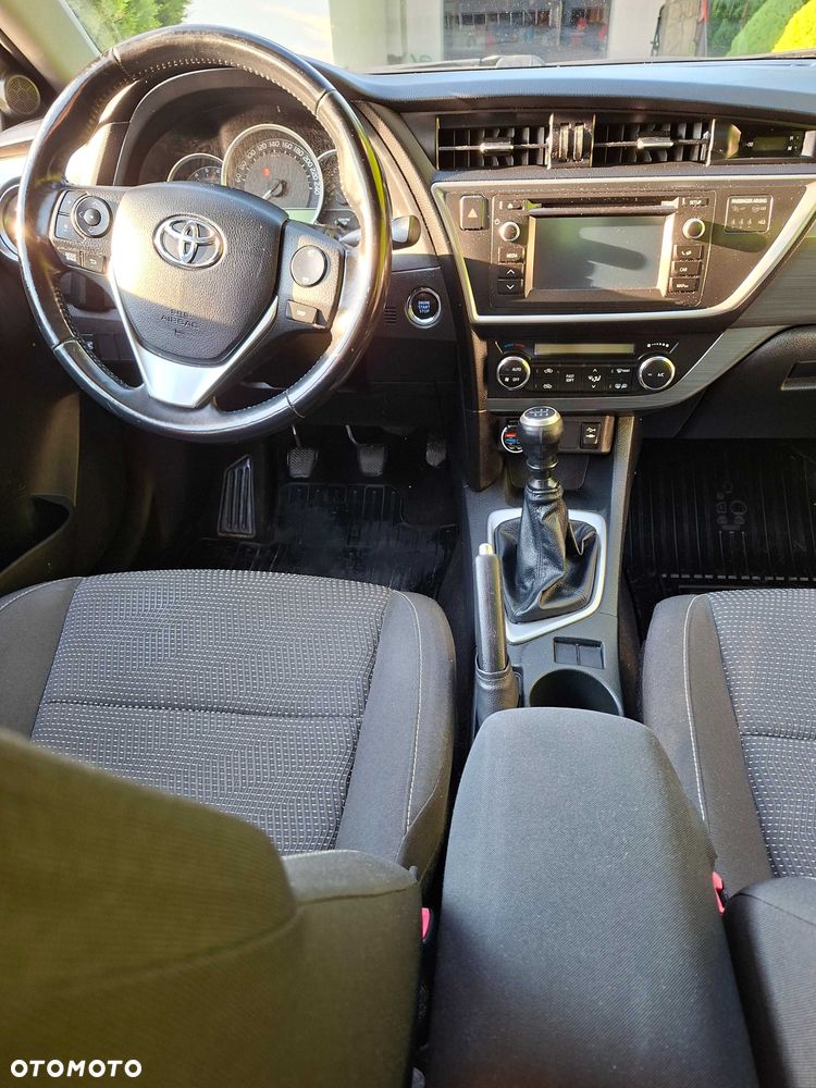 Toyota Auris - 5