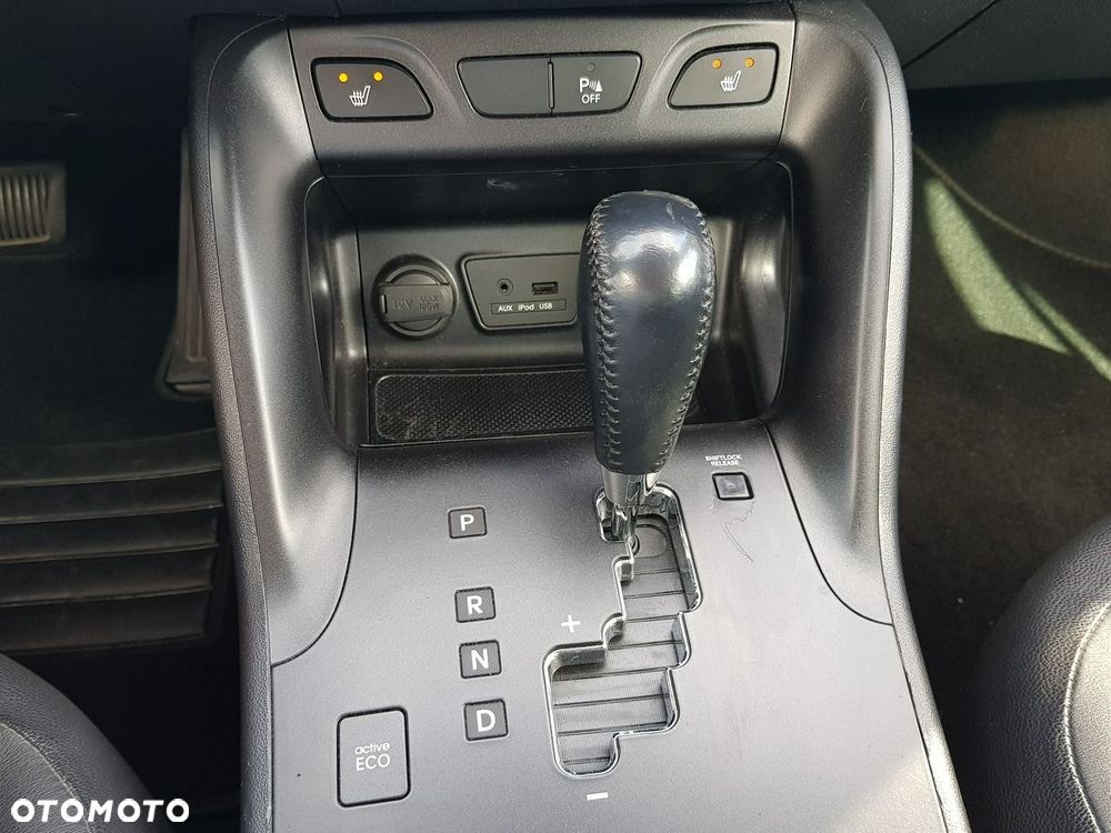 Hyundai ix35 2.0 CRDi 4WD Automatik Premium - 17