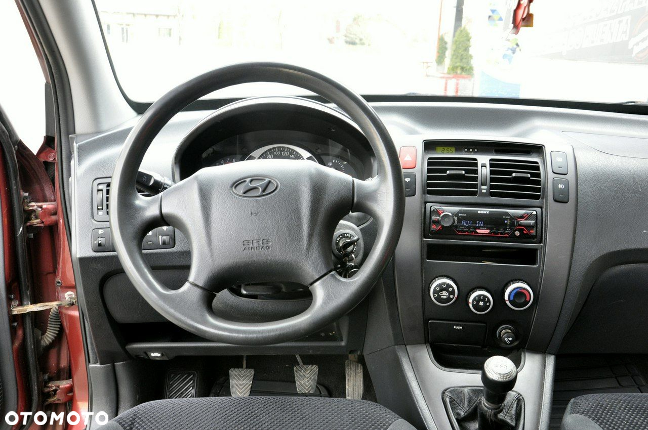 Hyundai Tucson 2.0 2WD GLS - 34