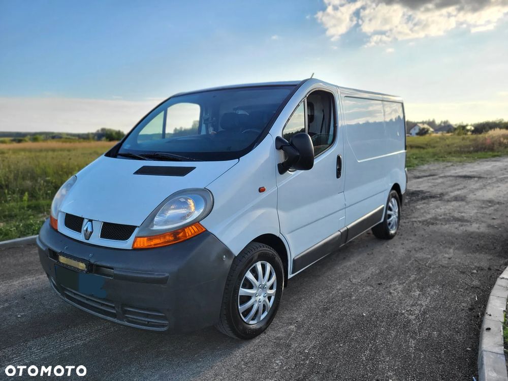 Renault Trafic - 2