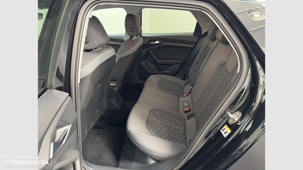 Audi A1 Sportback 30 TFSI Advanced S tronic - 9