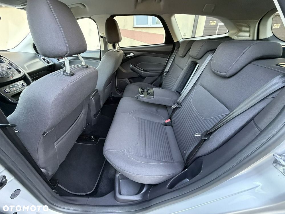 Ford Focus - 15