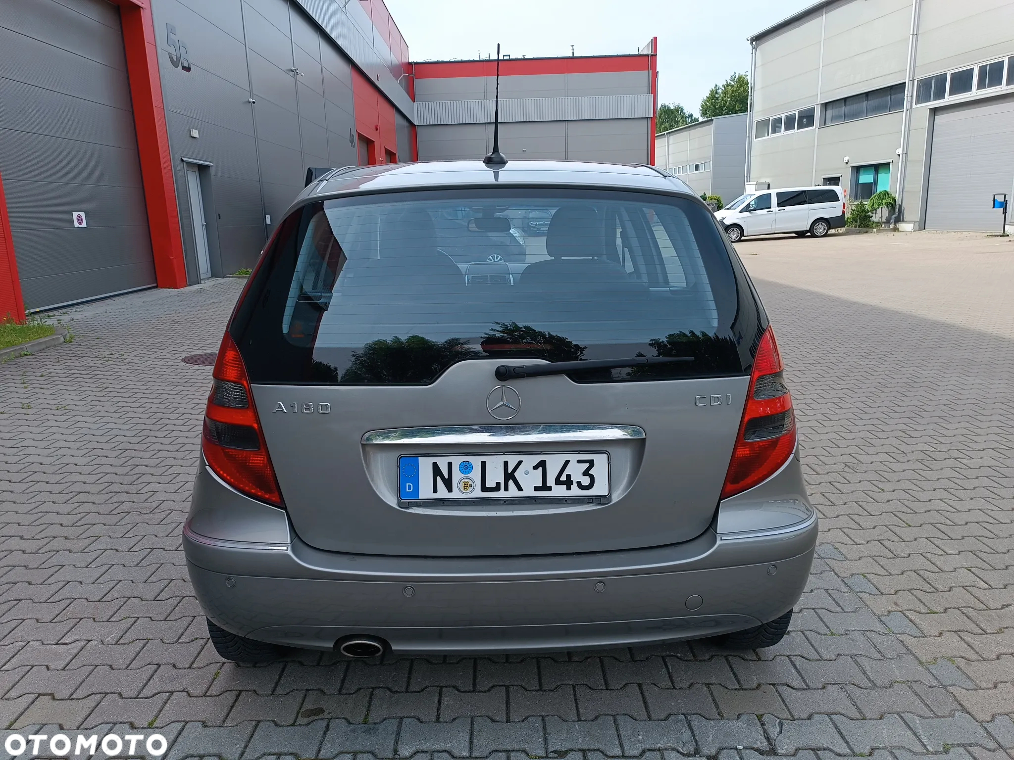 Mercedes-Benz Klasa A 180 CDI Autotronic Avantgarde - 10