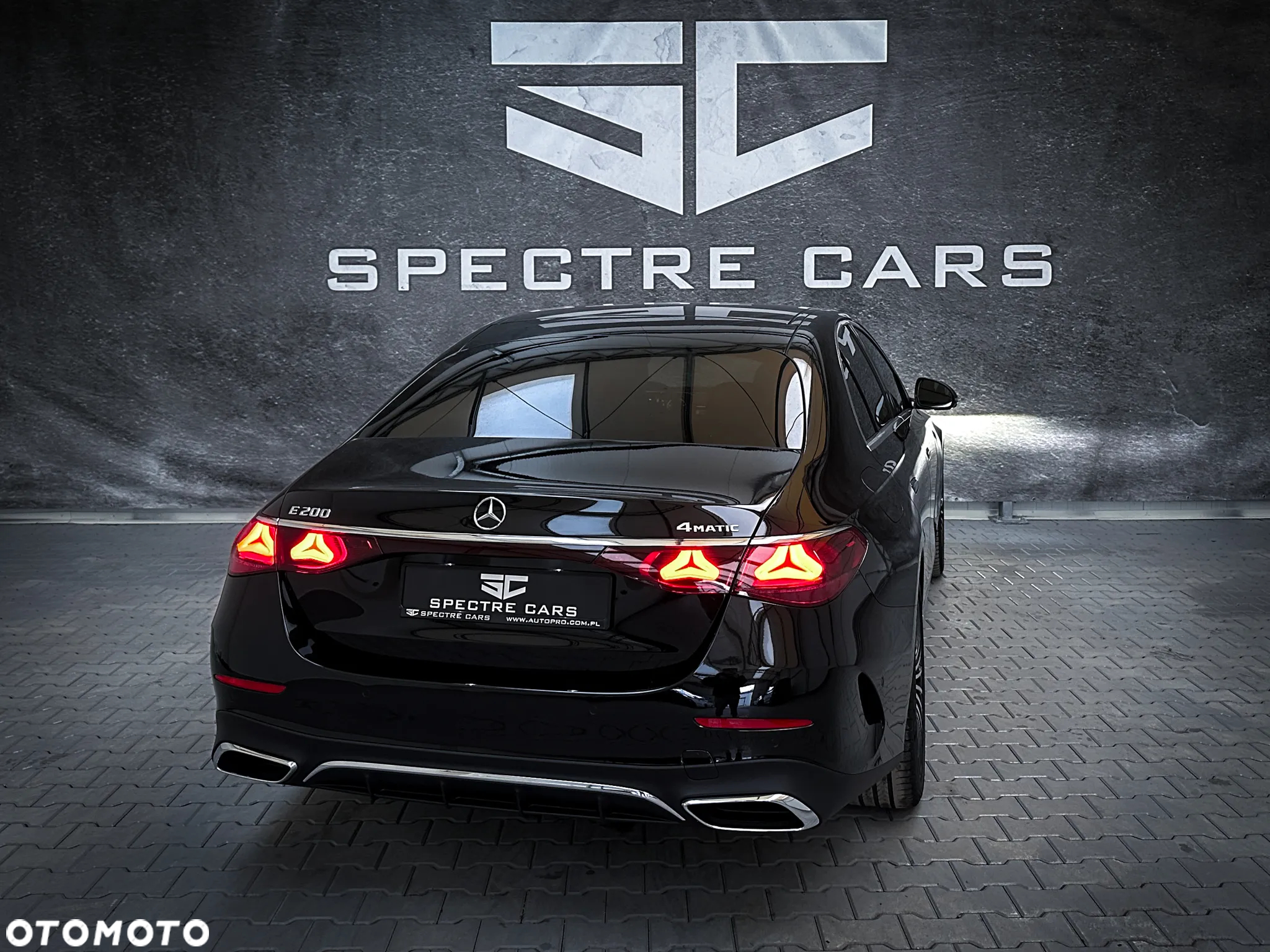 Mercedes-Benz Klasa E 200 T 4Matic 9G-TRONIC Edition AMG Line - 9