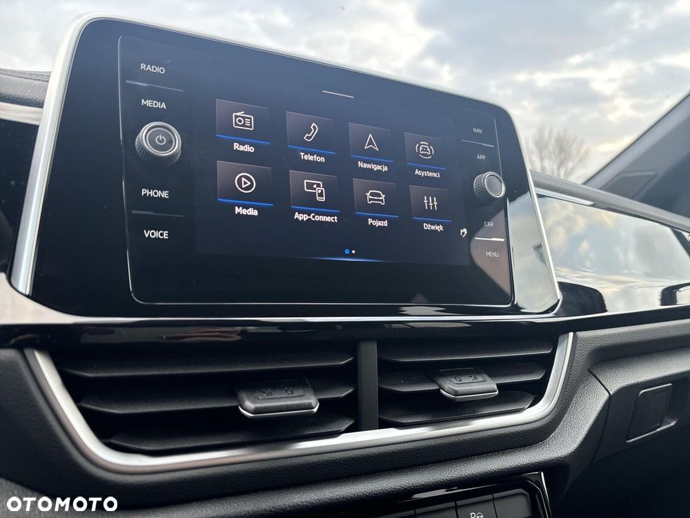 Volkswagen T-Roc 1.5 TSI R-Line DSG - 21