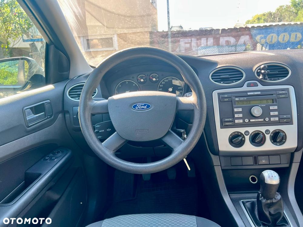 Ford Focus - 16