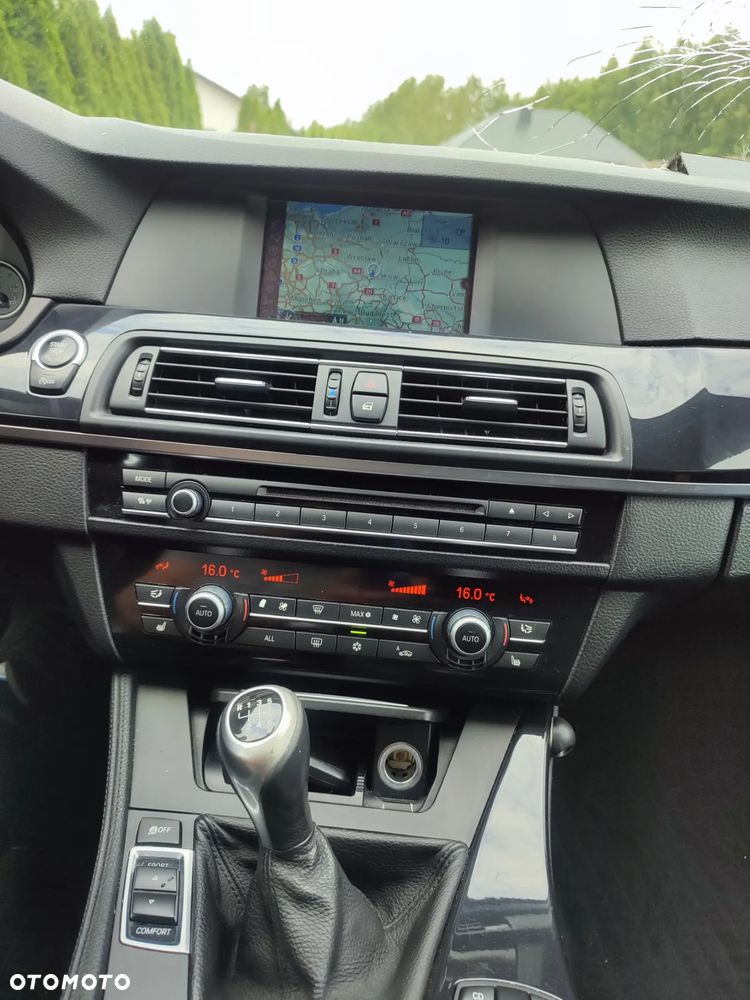 BMW Seria 5 520d Efficient Dynamics - 20