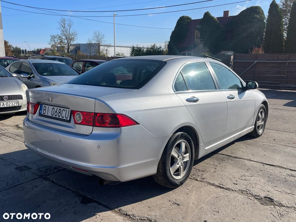 Honda Accord 2003 photo 3