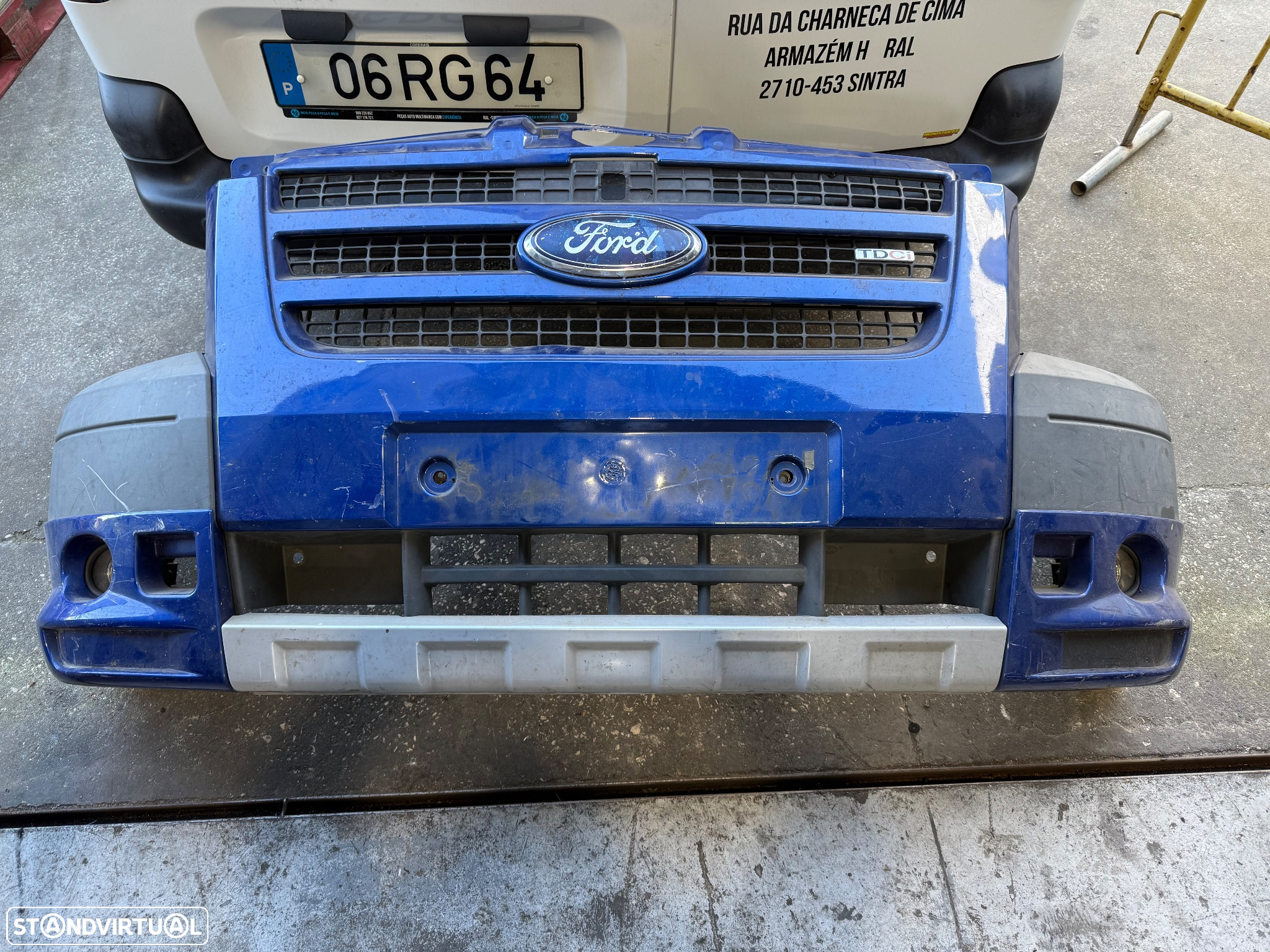 Parachoques frente Ford Transit de 2008 - 2