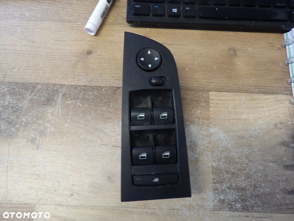 BMW - E90,E91 - PANEL , PRZEŁĄCZNIK SZYB - 9217329 - 1