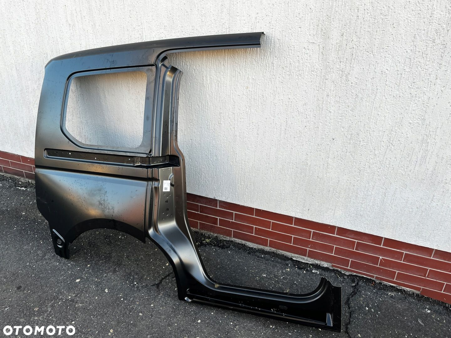 Błotnik prawy tylny poszycie VW CADDY 2K7 20- V - 4