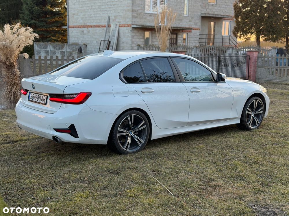 BMW Seria 3 320i Advantage - 4