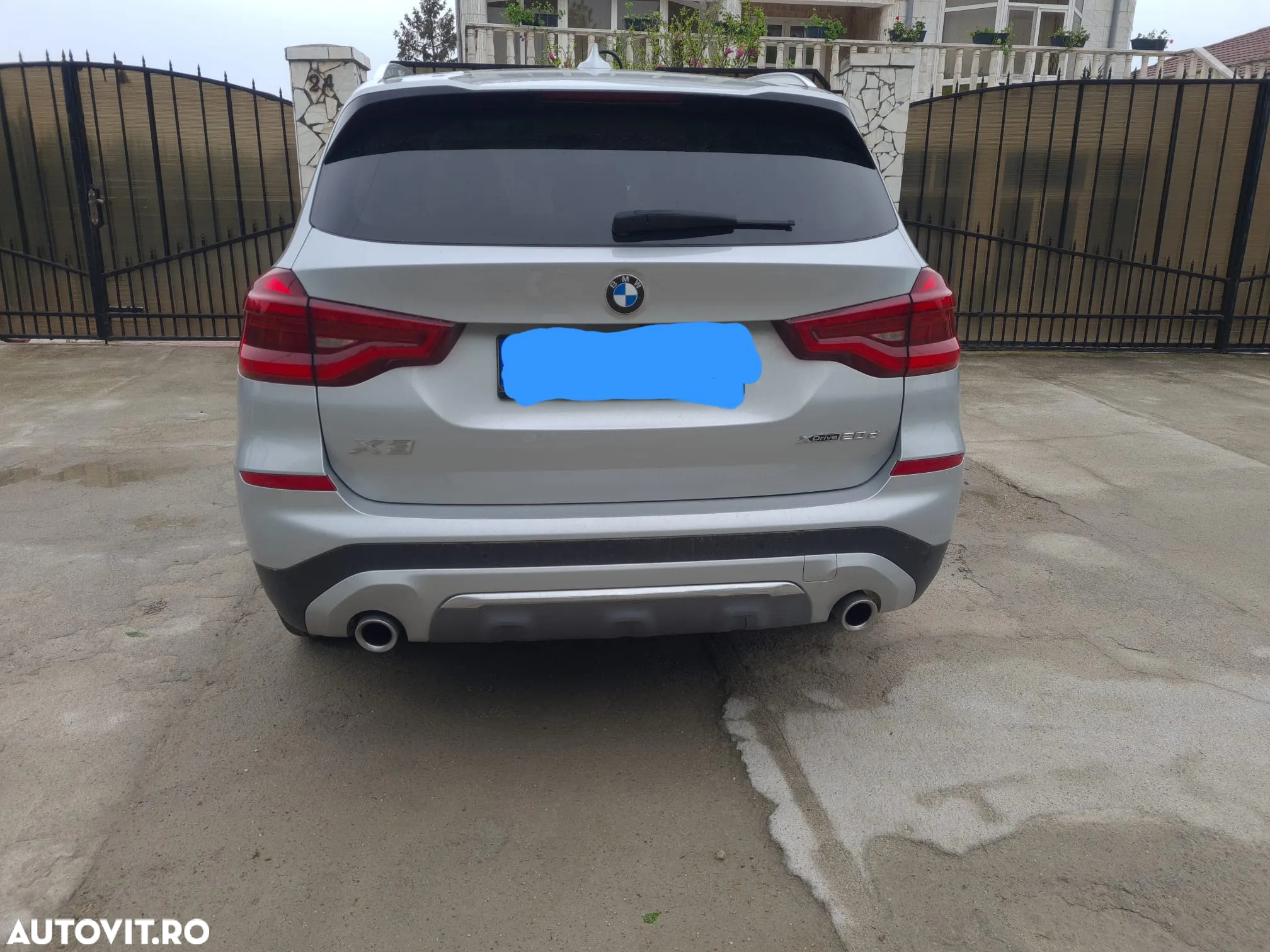 BMW X3 xDrive20d AT Luxury Line - 8