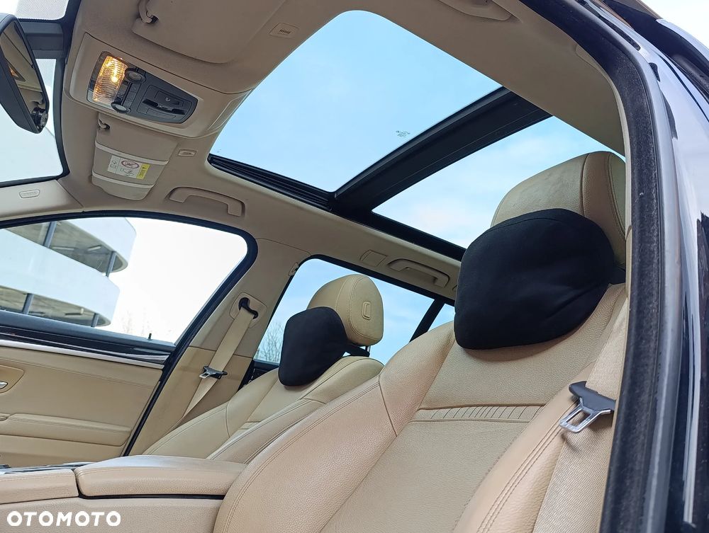 BMW Seria 5 520d Luxury Line - 14