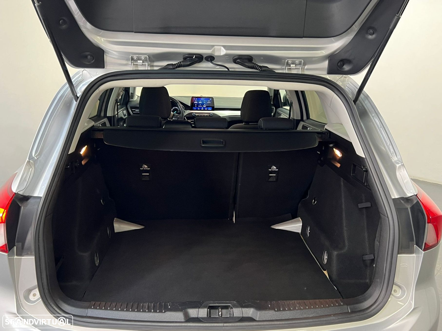 Ford Focus SW 1.5 TDCi EcoBlue Connected - 20