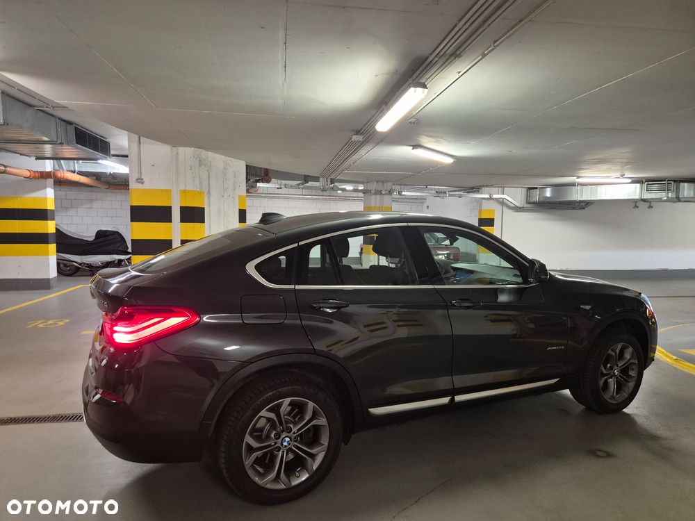 BMW X4 xDrive20i xLine sport - 14