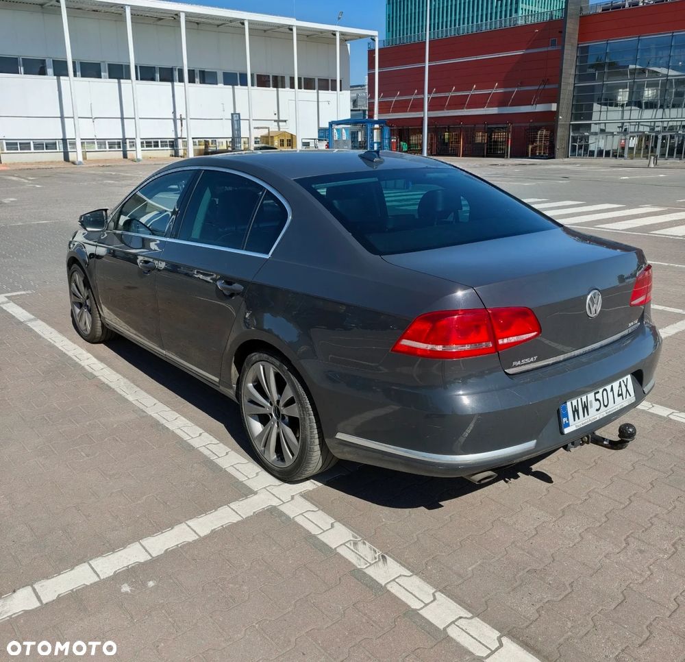 Volkswagen Passat 2.0 TDI 4Mot Highline DSG - 3