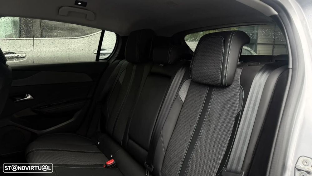 Peugeot 308 1.2 PureTech Allure - 13