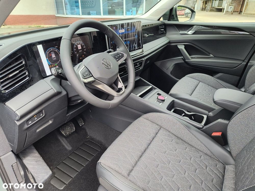 Volkswagen Tiguan - 29