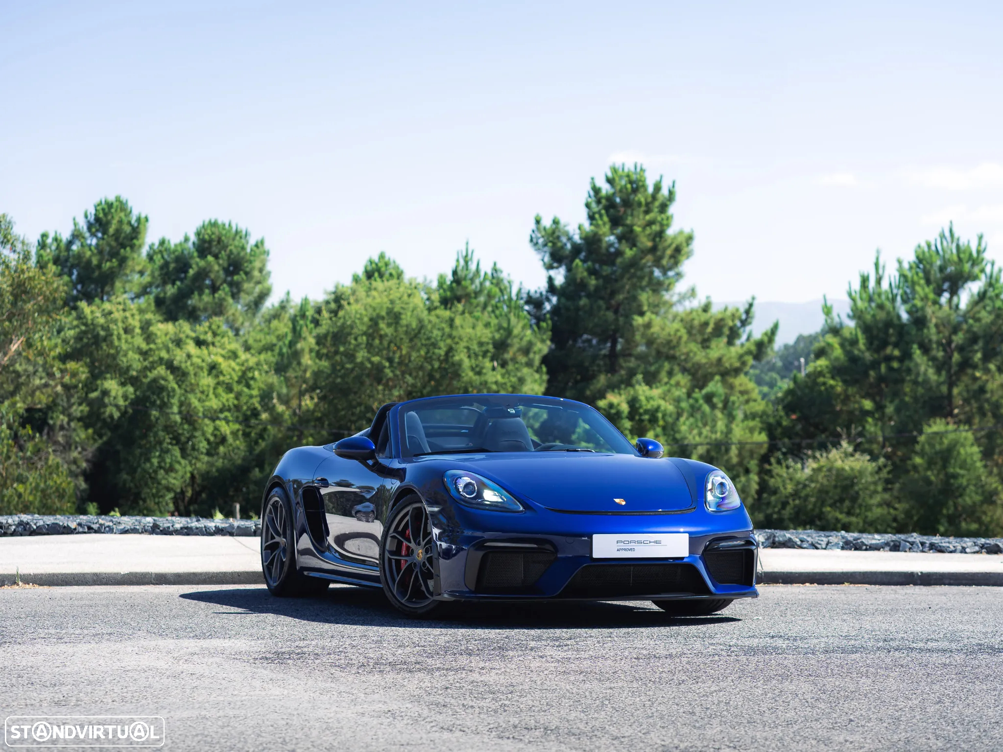 Porsche 718 Spyder - 8